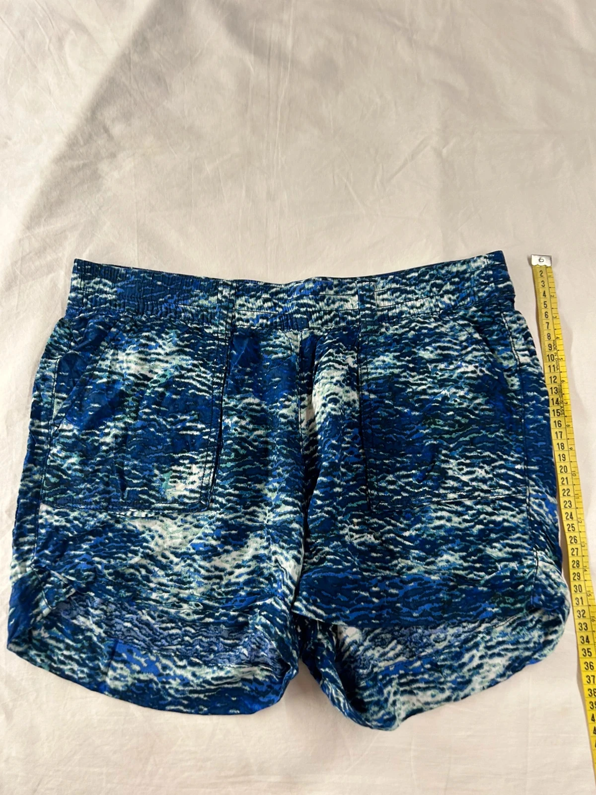 Blauw marine kort rokje met hoge taille en vintage motief Yessica – photo 2